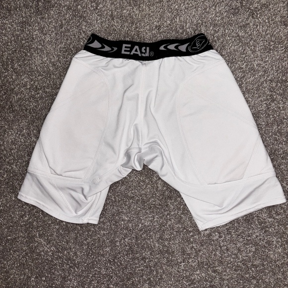 Sliding Shorts - Picture 2 of 3